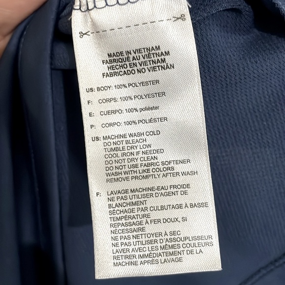 Adidas shirt size XL - Picture 5 of 6